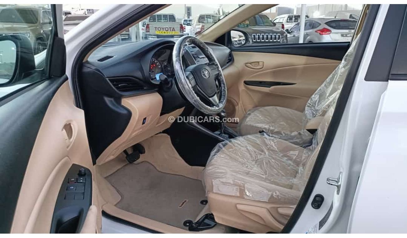 Toyota Yaris SE Toyota yares 2020 GCC  perfect condition original paint