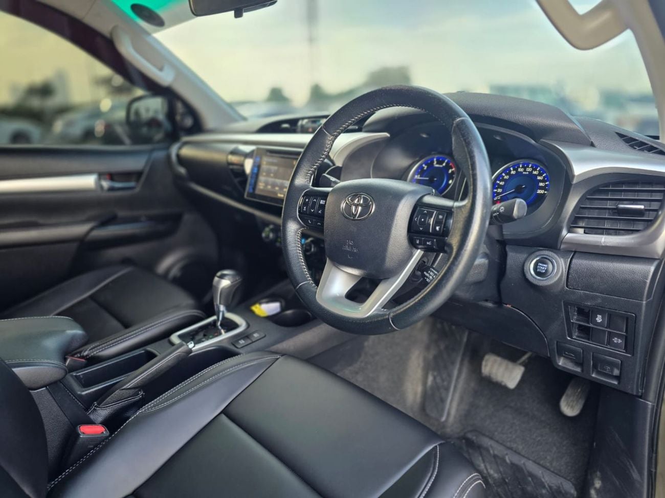 Toyota Hilux 2020 | 2.8L DIESEL | AT | RHD | DOUBLE CABIN | REVO | SPORTS BAR