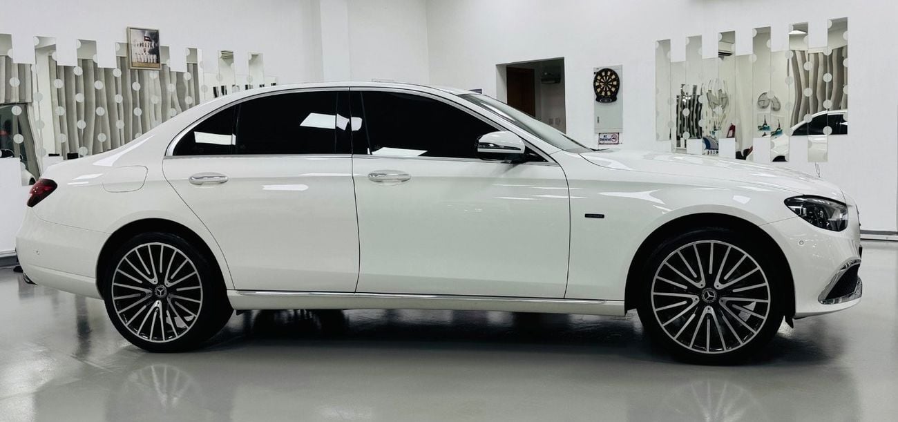 مرسيدس بنز E300 بريميوم