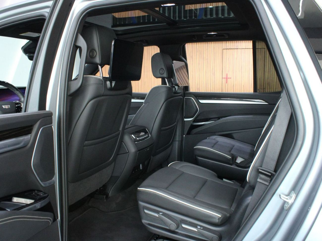 كاديلاك إسكالاد Sport Platinum 6.2L 4WD