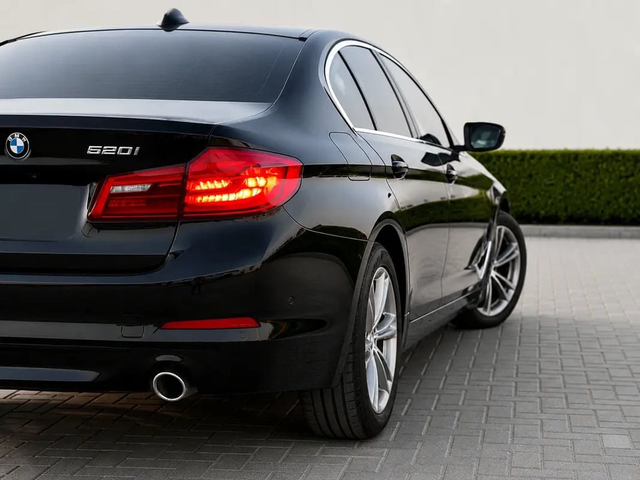 BMW 520i 904 P.M | 520i Executive GCC Specs Original paint