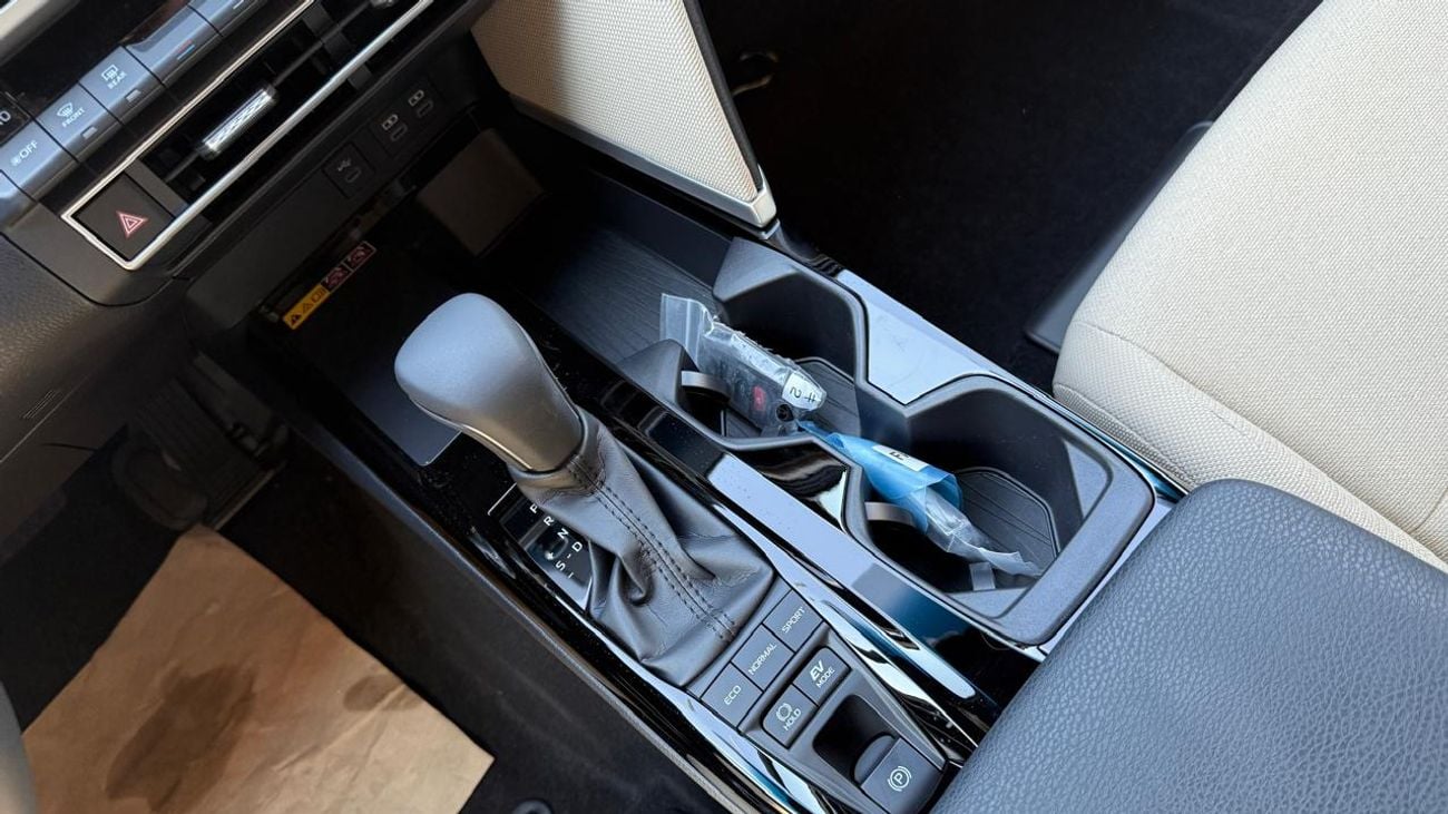 Toyota Camry Toyota Camry LE 2.5L Hybrid | 2025 | 0km | GCC