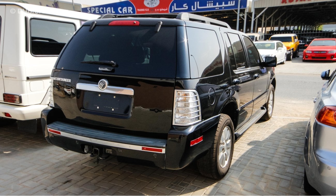 Mercury Mountaineer