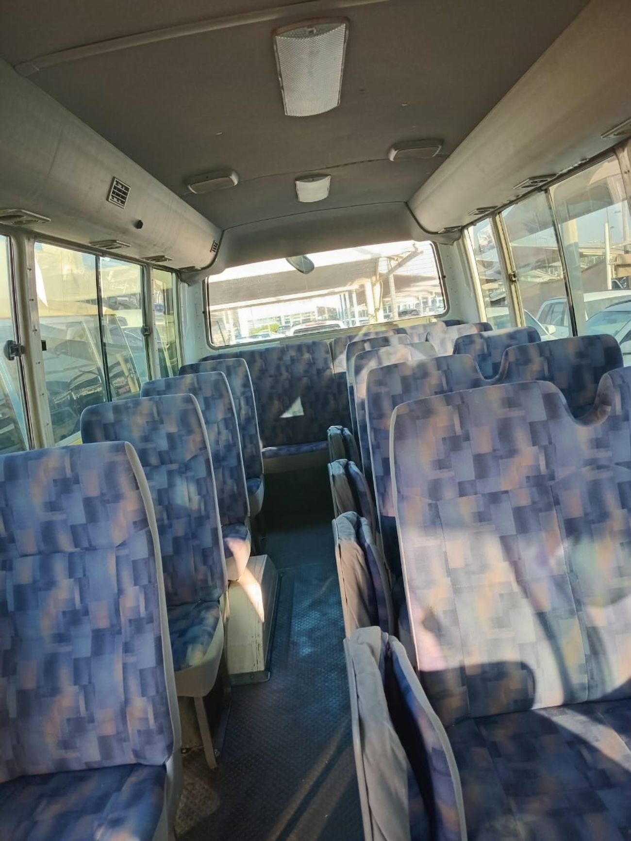 Nissan Civilian 4.5L PETROL MANUAL TRANSMISSION