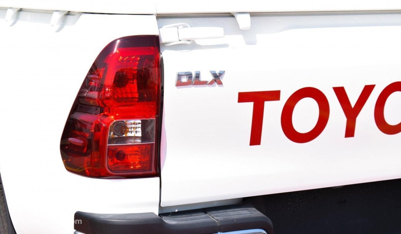 Toyota Hilux DLX 2.4 L