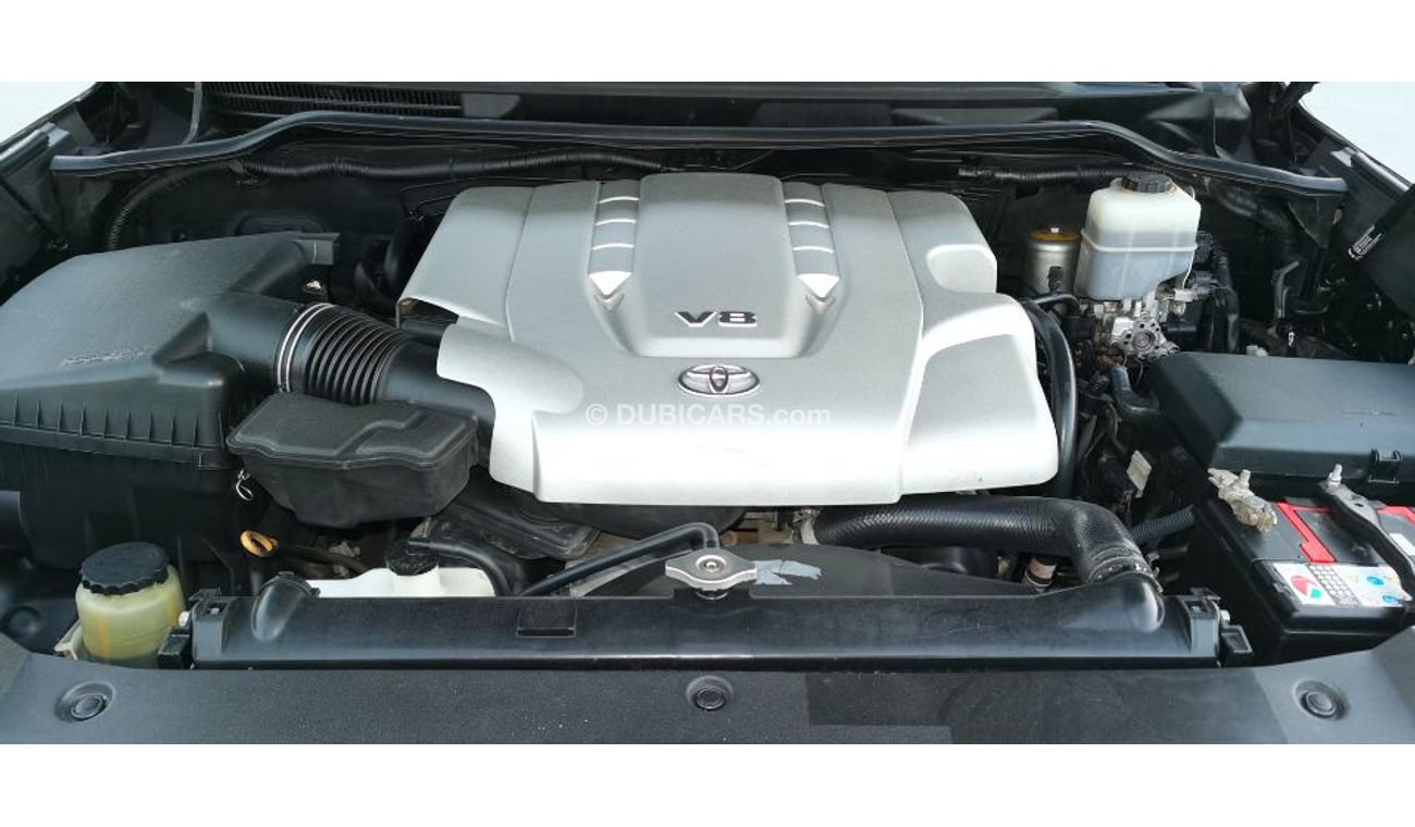 Toyota Land Cruiser VXR