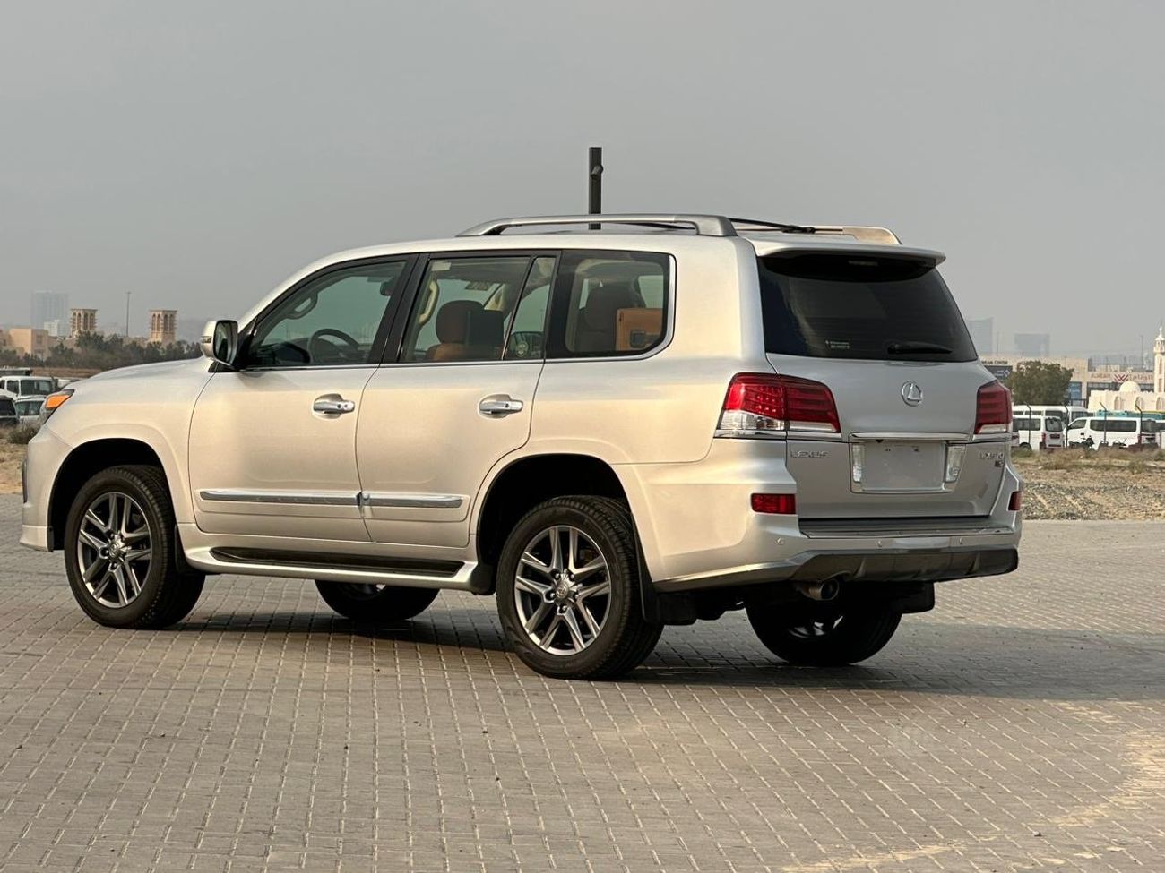 Lexus LX 570