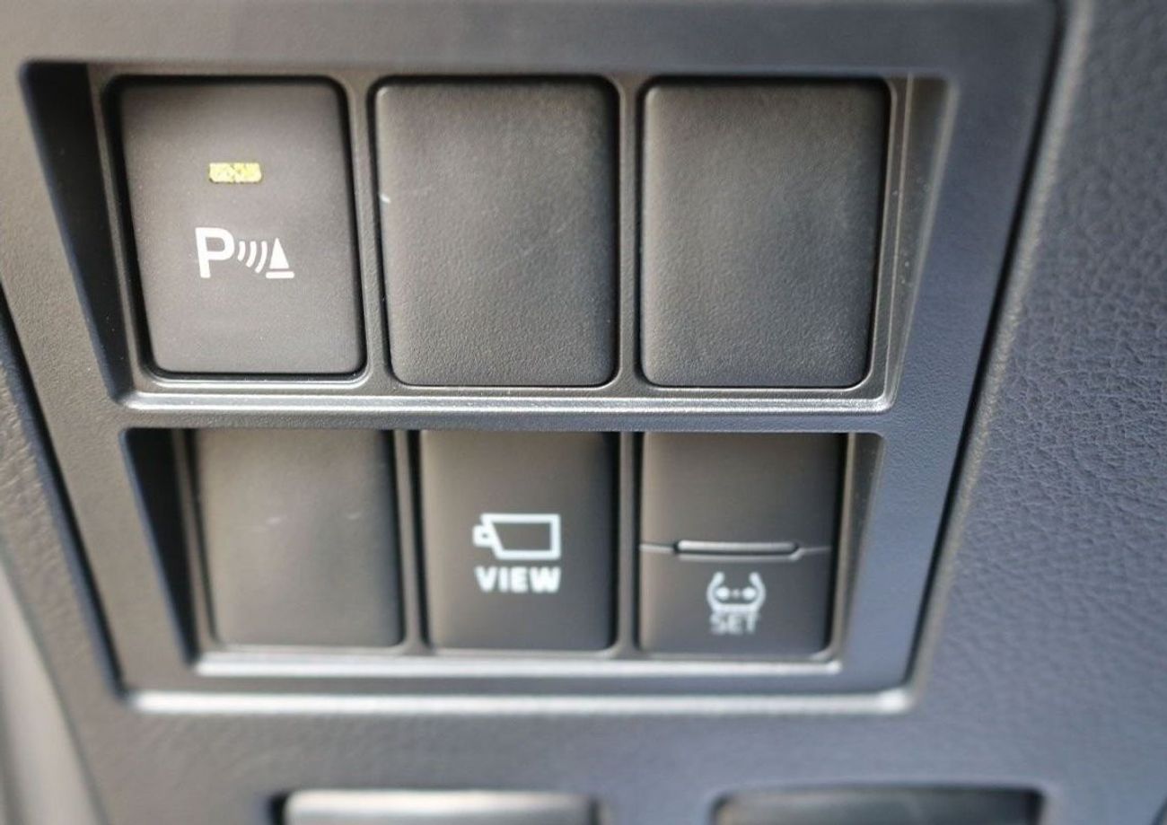 تويوتا هيلوكس SPECIAL DEAL - GR SPORT WITH RADAR AND 360 CAMERA SPECIAL SPORT RED INTERIOR EXPORT ONLY