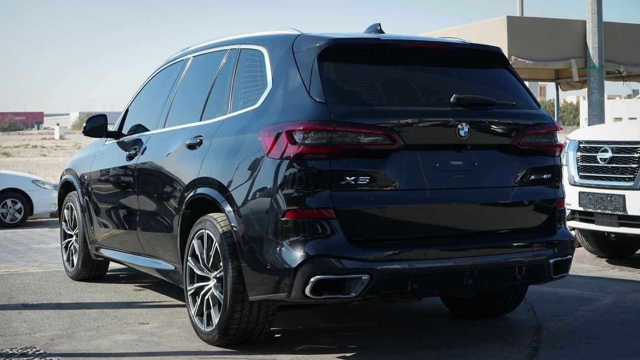 بي أم دبليو M5 X Drive 40 i