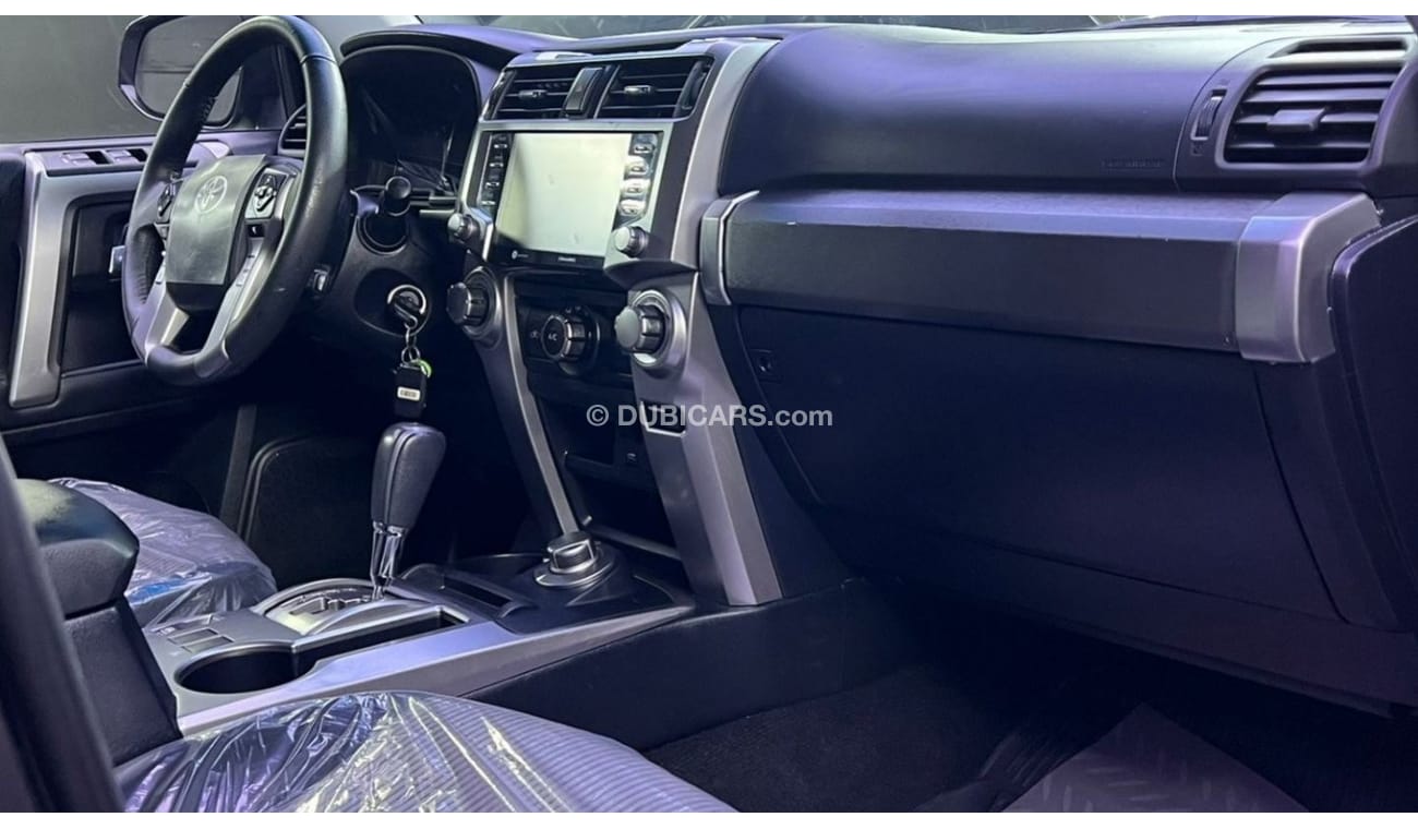 Toyota 4Runner *Offer*2020 TOYOTA 4RUNNER SR5 AWD 4.0L-V6 - 7 SEATER / EXPORT ONLY