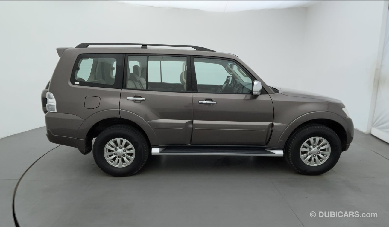 Mitsubishi Pajero GLS MIDLINE 3.5 | Under Warranty | Inspected on 150+ parameters