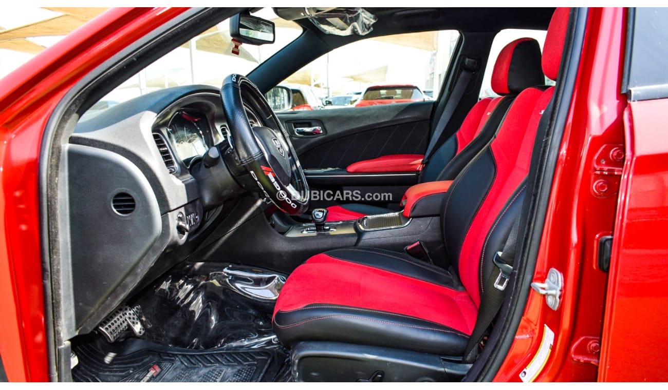 Dodge Charger Import - number one - hatch - leather - rear spoiler - cruise control - alloy wheels - sensors in ex