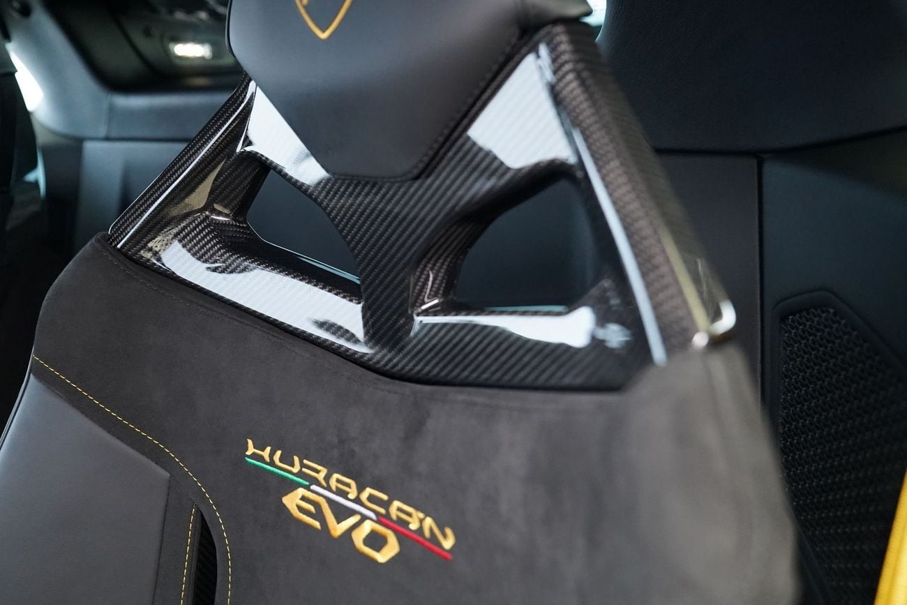 Lamborghini Huracan EVO Coupe AKRAPOVIC