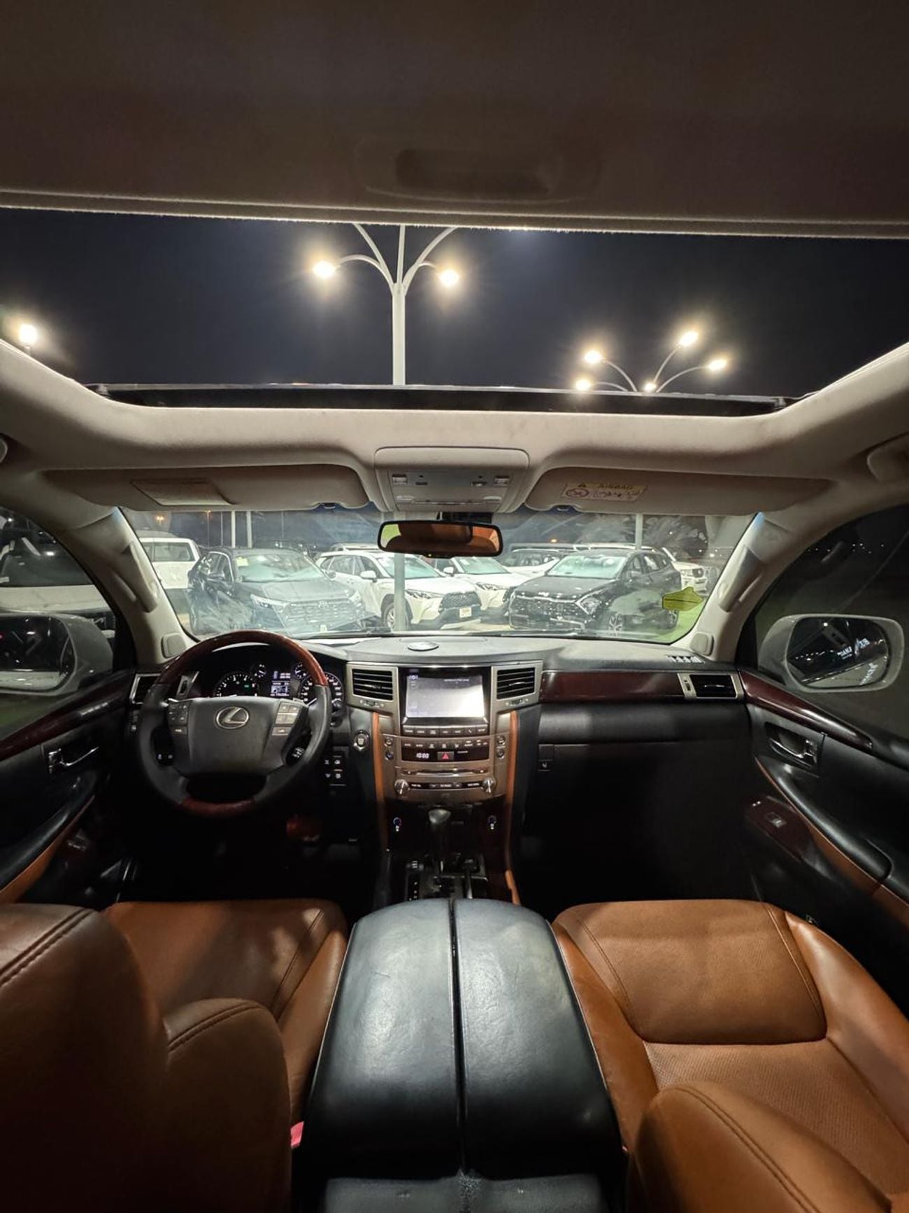 Lexus LX 570 Platinum 5.7L