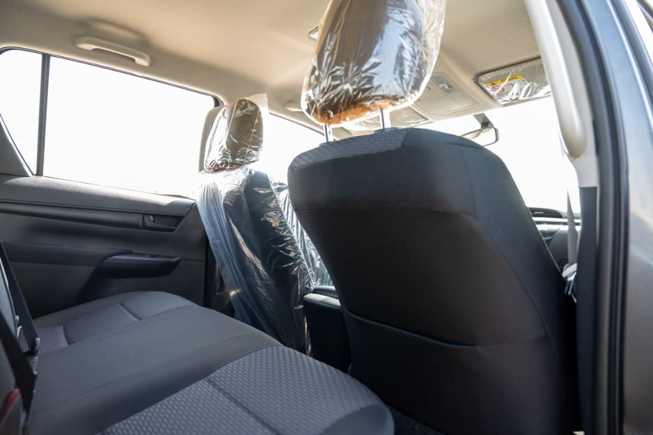 تويوتا هيلوكس 2.7L Medium Grade | Double Cabin | 4x4 | Automatic | Petrol