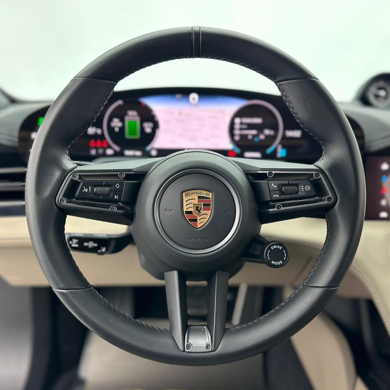 بورش تايكان 2025 Porsche Taycan, Jan/2027 Porsche Warranty, Excellent Condition, GCC
