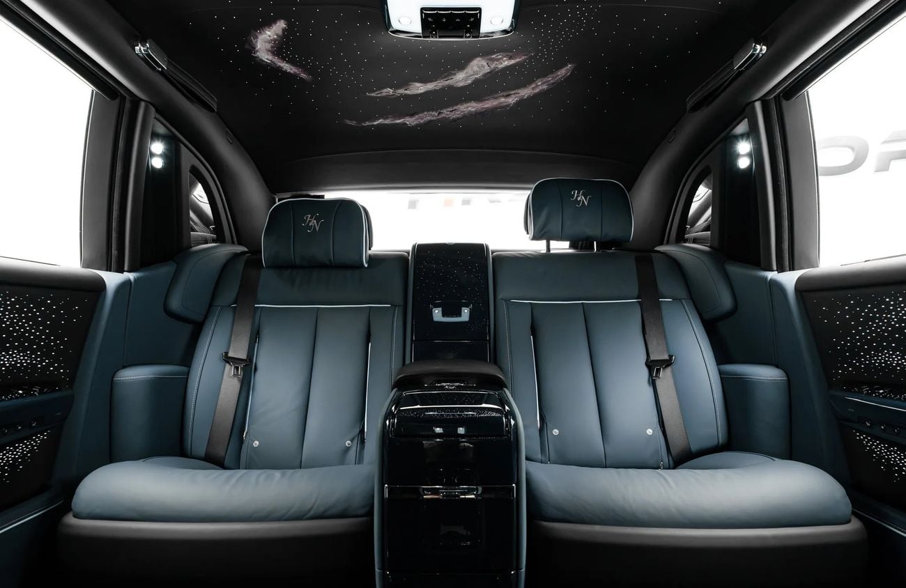 Rolls Royce Phantom 6.75L V-12 Twin-Turbocharged Engine