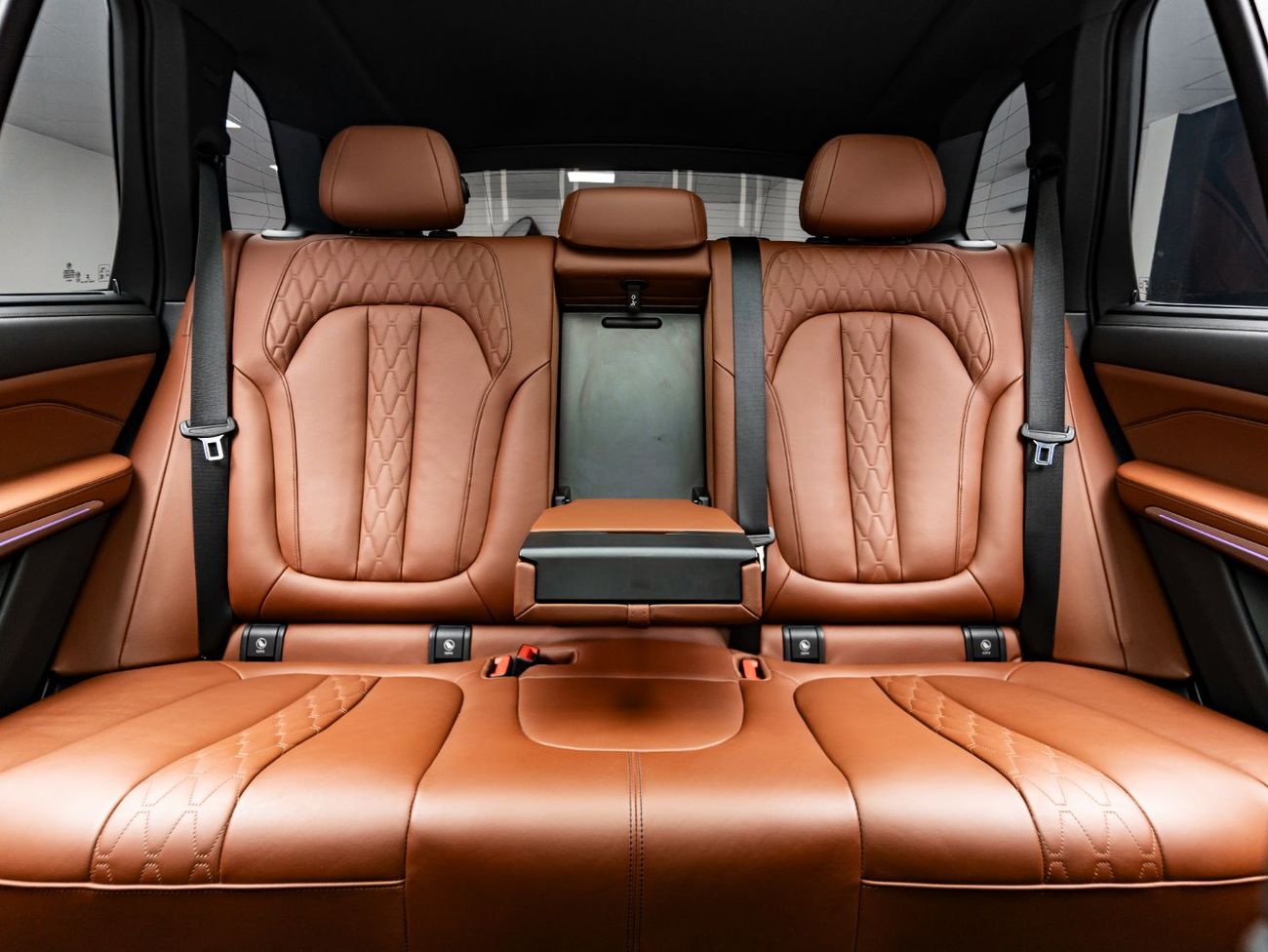 BMW X5 40i M Sport 3.0L 2024 BMW X5 xDrive40i, 2027 BMW Warranty, 2028 BMW Service Contract, Low KMs, GCC