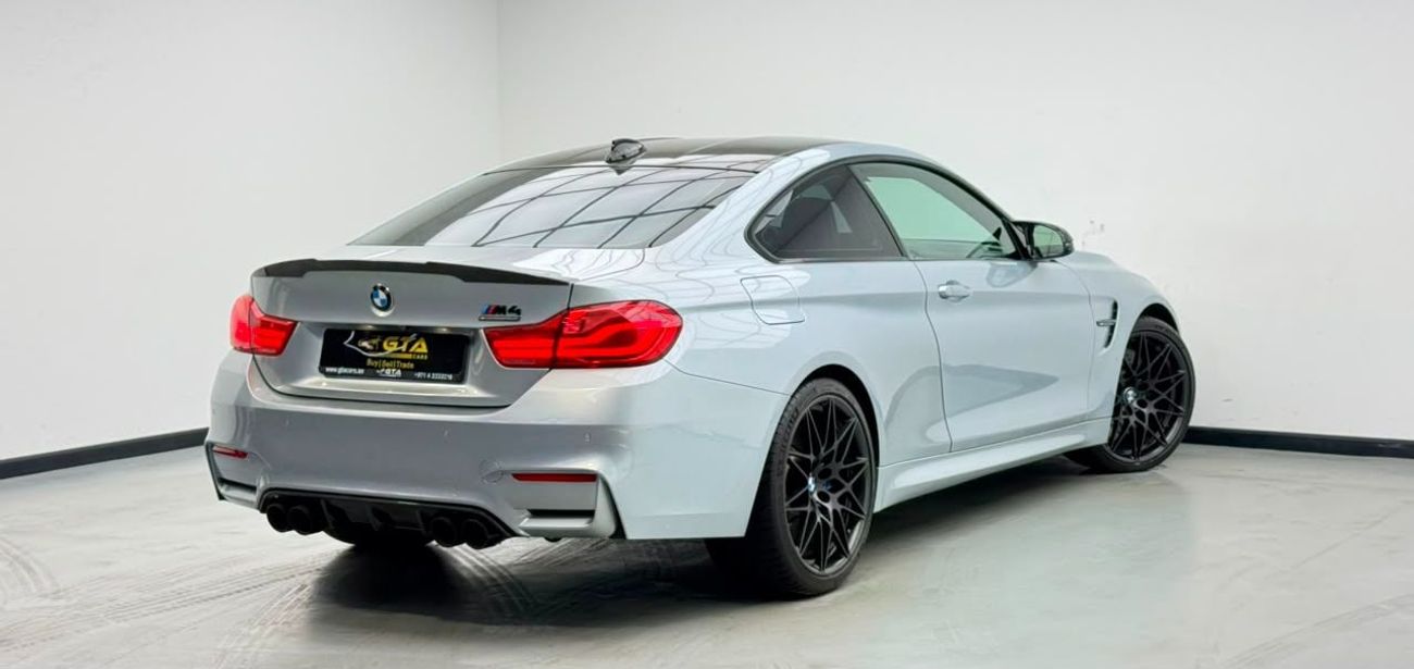 BMW M4 STD 2017 BMW M4 Competition Coupe, Full BMW Service History, Carbon Fiber Package, Fully Loaded, GCC