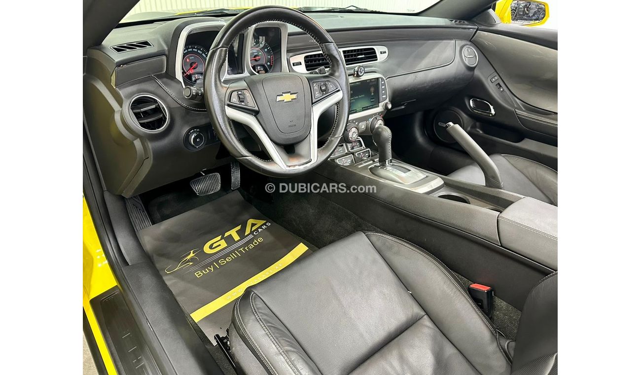 Chevrolet Camaro 2015 Chevrolet Camaro RS, Service History, Excellent Condition, GCC