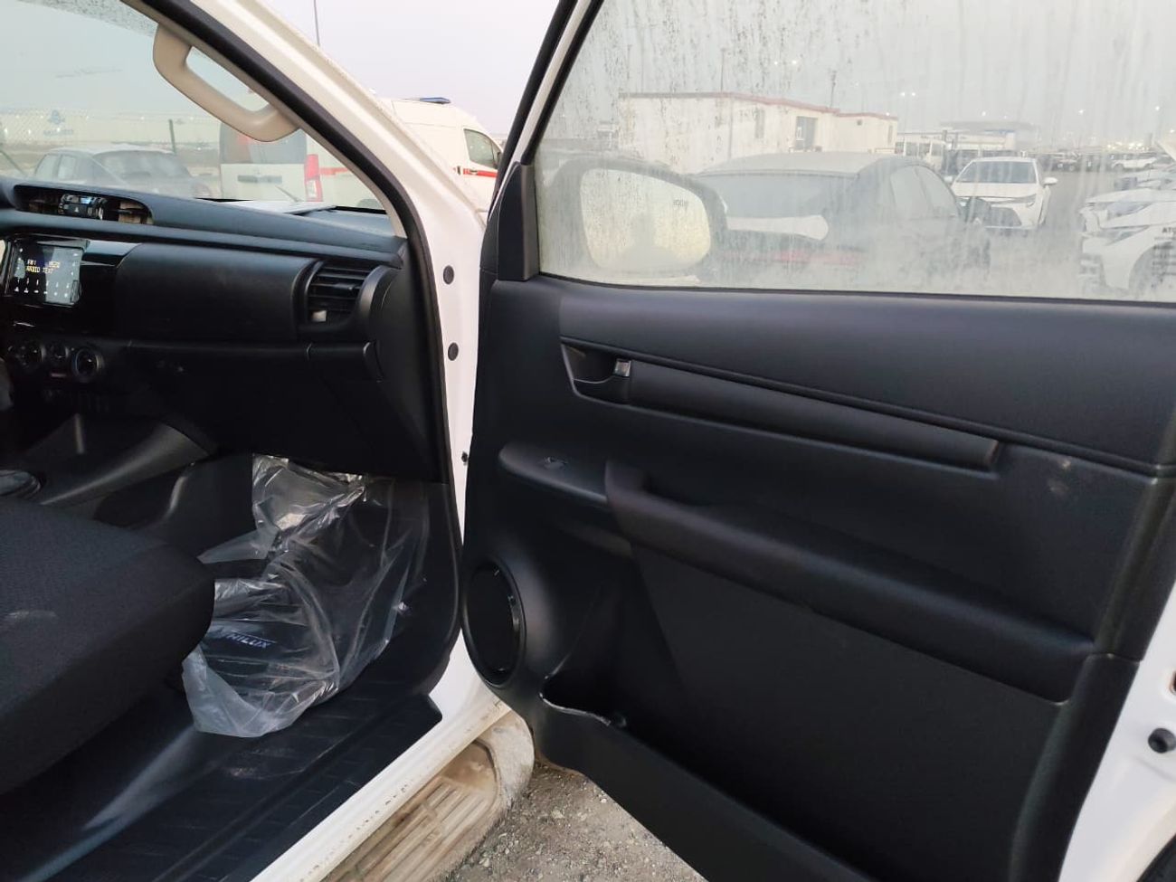 تويوتا هيلوكس 2026 Toyota Hilux DLX Single Cabin 3-Seater 2.4L 4-Cyl Diesel M/T 4x4 Only For Export