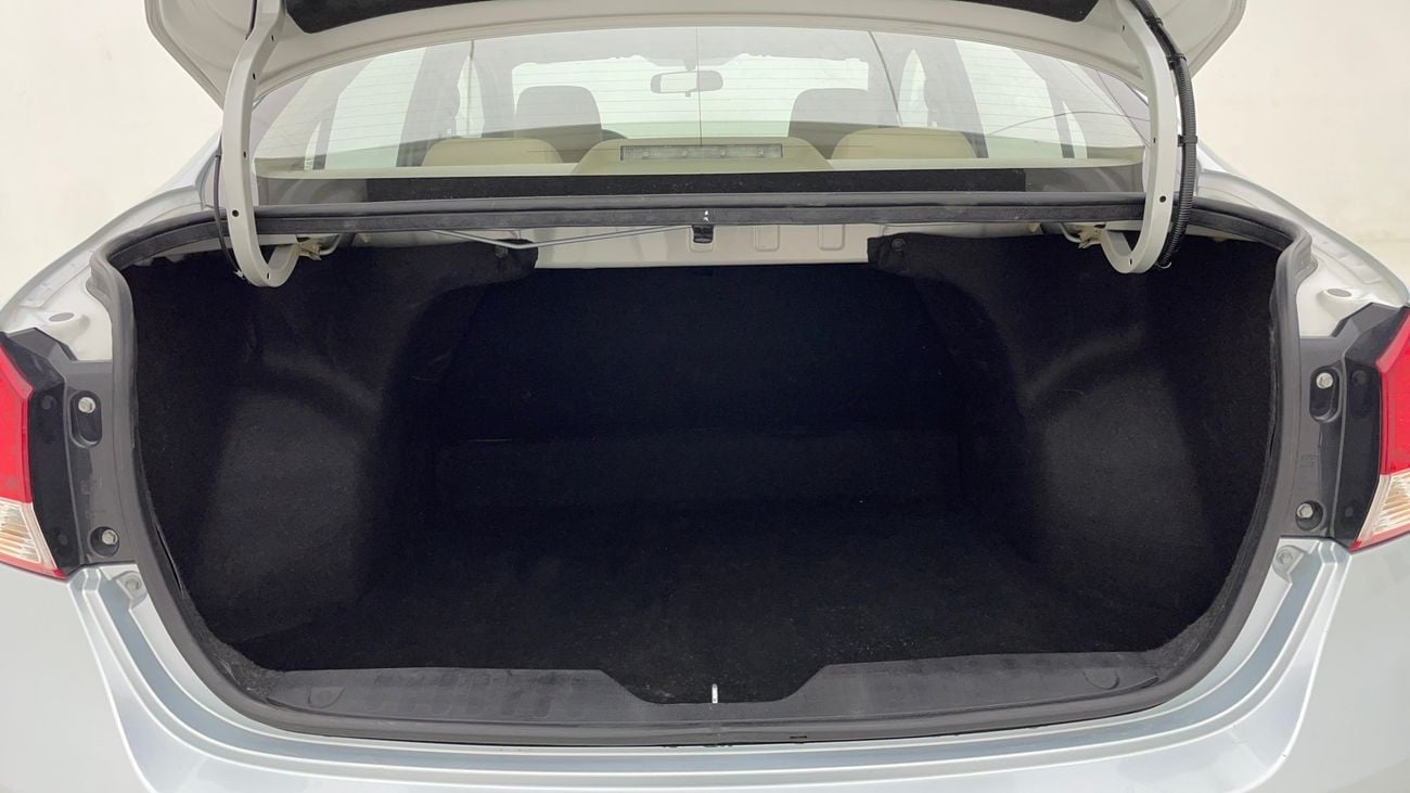 سوزوكي سياز GL 1.5 | بدون دفعة مقدمة | اختبار القيادة في المنزل