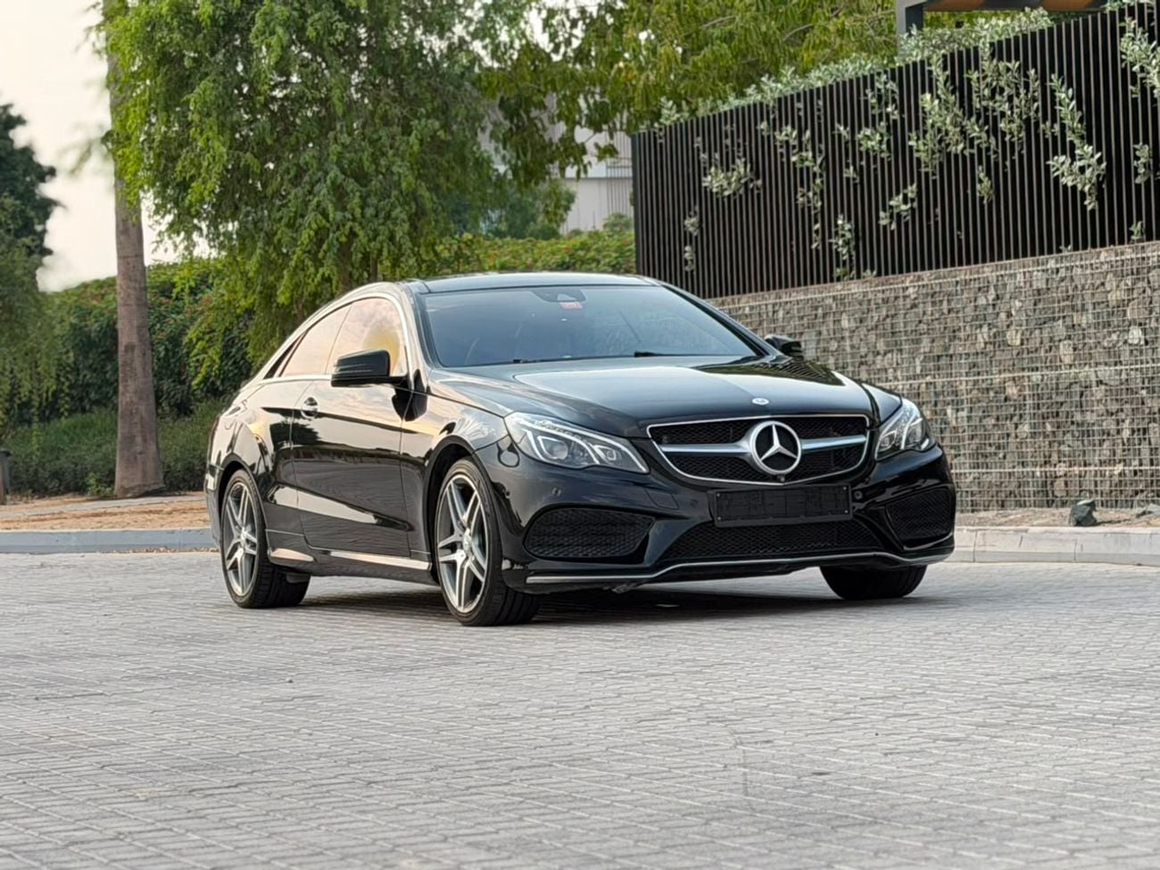 Mercedes Benz E400 STD