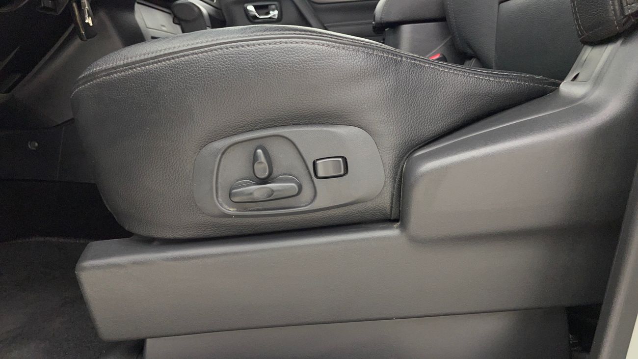 ميتسوبيشي باجيرو GLS HIGHLINE 3.8 | بدون دفعة مقدمة | اختبار القيادة في المنزل