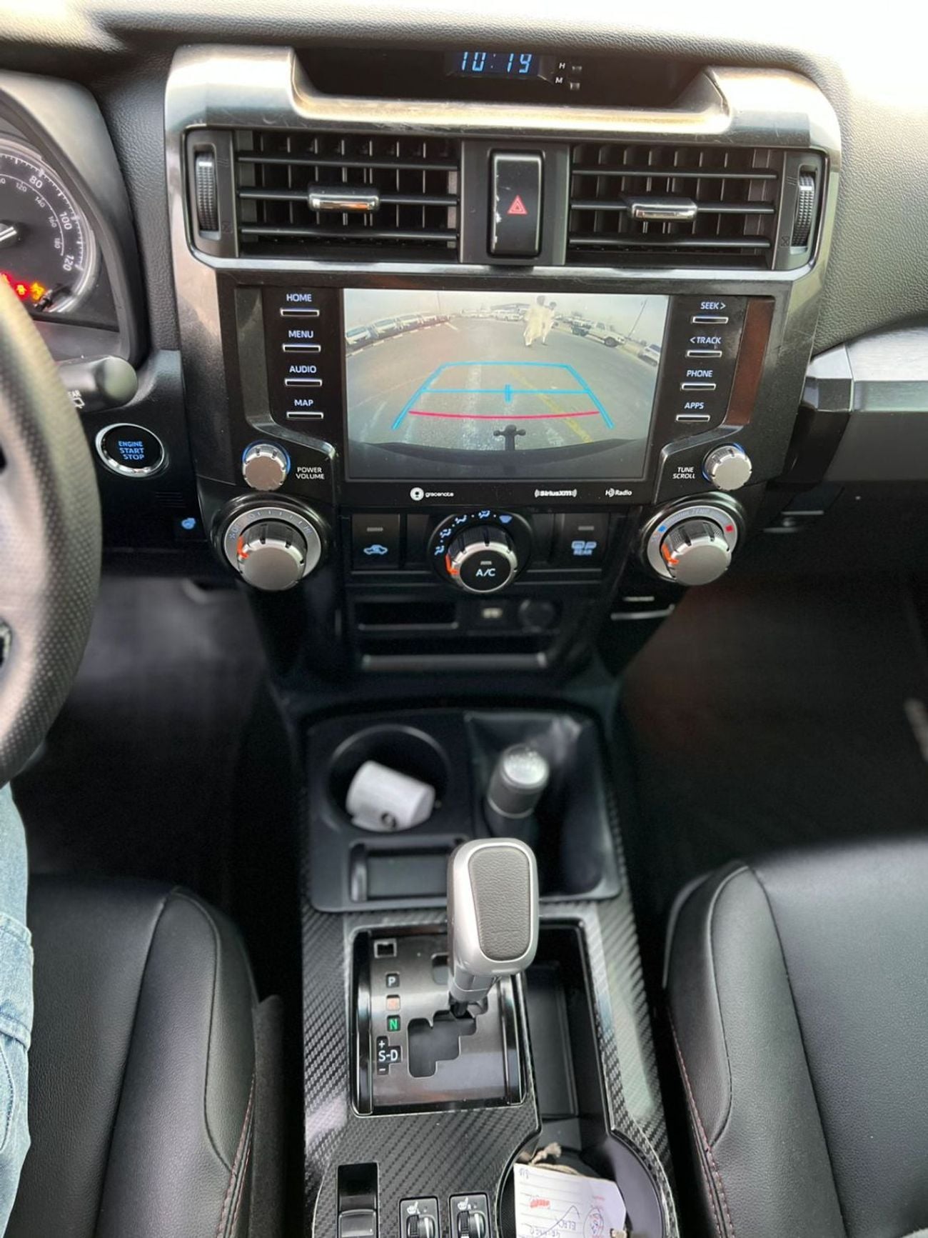تويوتا فور رنر  2023 Toyota 4Runner Full Option 4.0L V6 - Rear Camera - AWD 4x4 - Sunroof - Leather Se