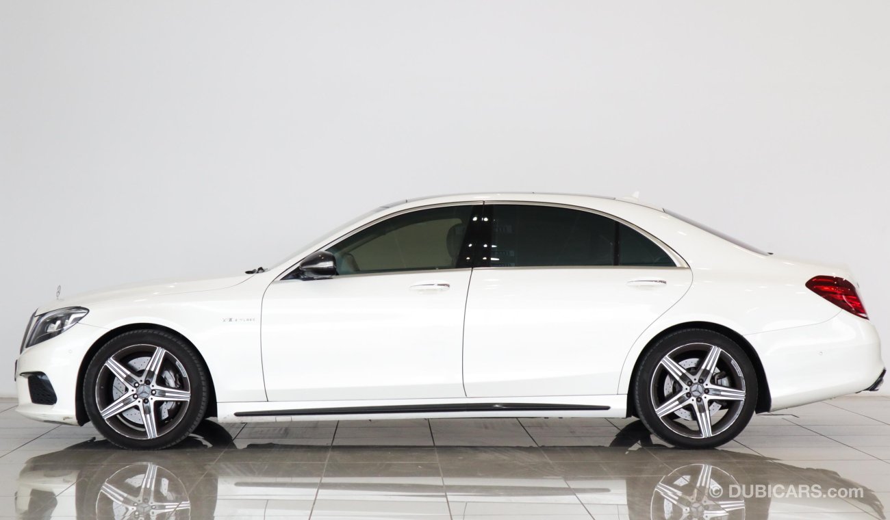 Mercedes-Benz S 63 AMG SEDAN / Reference: VSB 31063