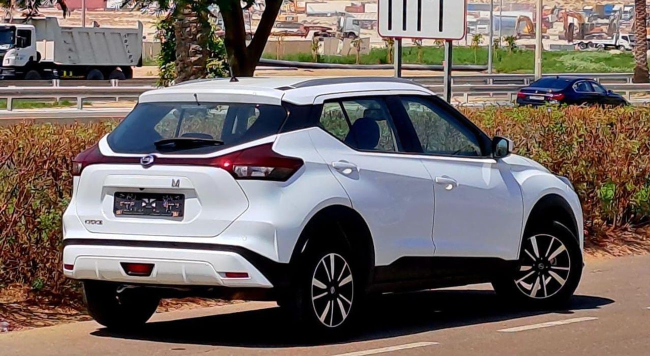Nissan Kicks SV 1.6L 2022 1.6L GCC (780/-MONTHLY)