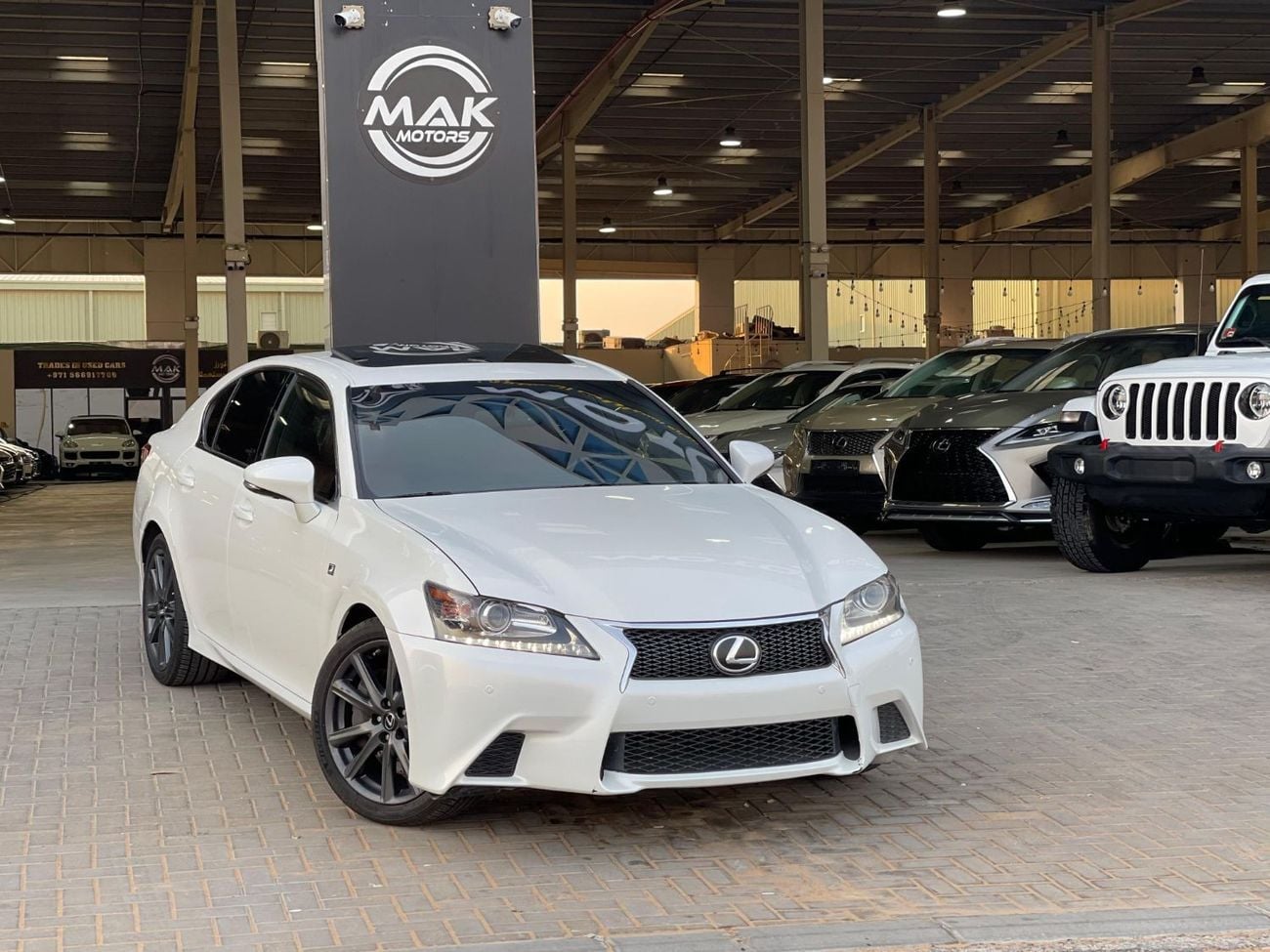 لكزس GS 350 بلاتينوم F-SPORT / 8 سرعات / دفع خلفي / مواصفات كاملة