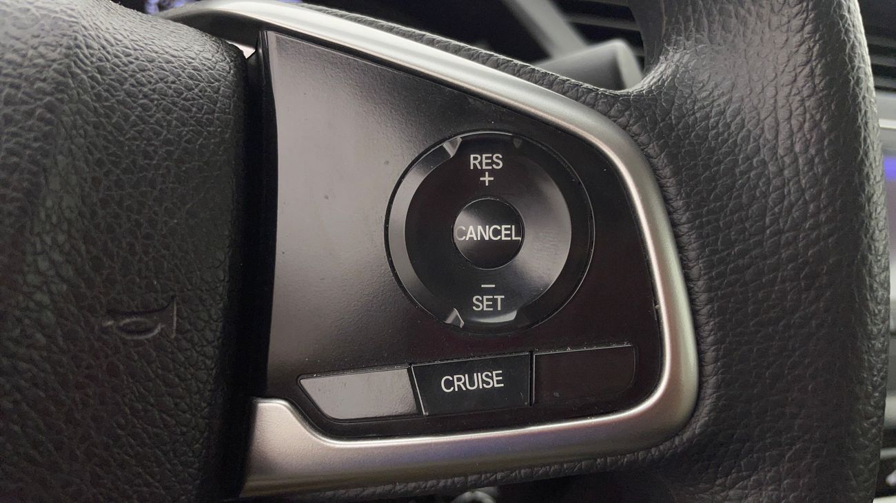 هوندا سيفيك LX 1.6 | بدون دفعة مقدمة | اختبار القيادة في المنزل