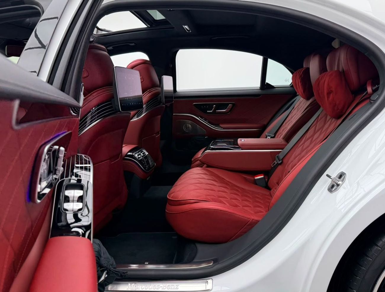 مرسيدس بنز S 500 4MATIC L DARK SERIES 2026 Mercedes Benz S500 Exclusive High, 5 Years MB Warranty, Full MB Service History, Low Km, GCC