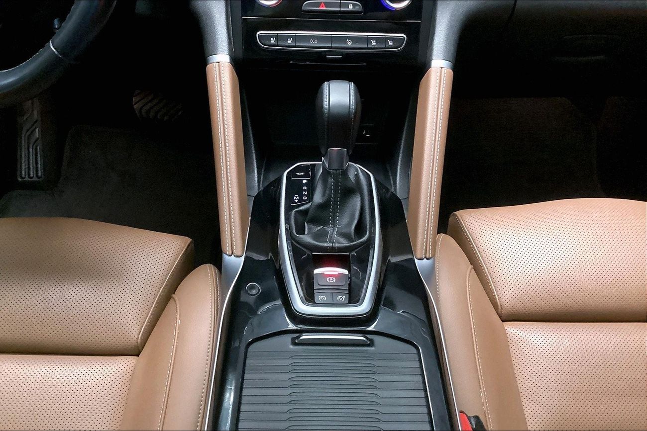 مرسيدس بنز GLC 200 Premium+ Coupe | شامل الضمان | 0 ﺪﻔﻋﺓ ﺃﻮﻟﻯ