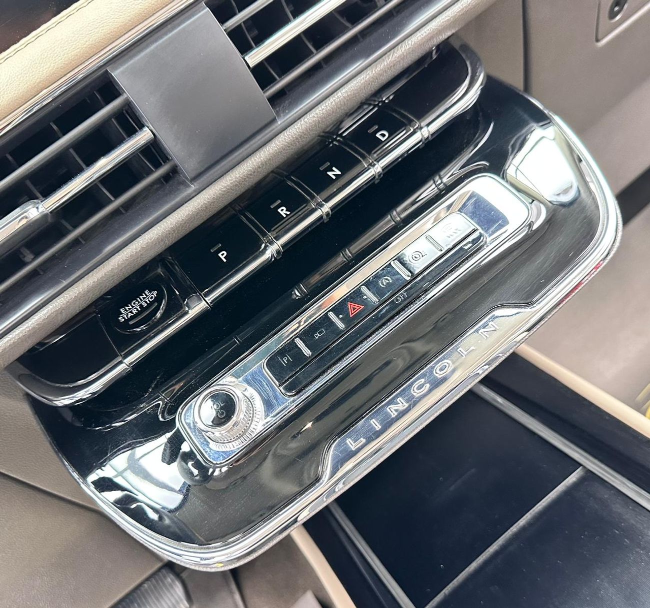 Lincoln Corsair 2023 Lincoln Corsair Base, Aug/2028 Lincoln Warranty + Service Contract, Lincoln Full Service Histor