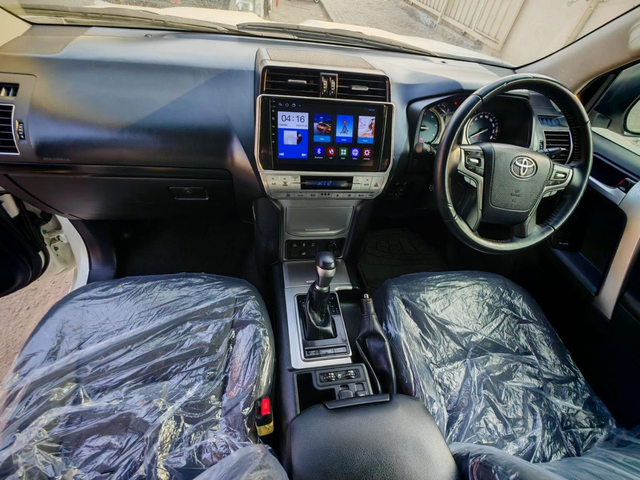 Toyota Prado D4D 2.8 DIESEL 5 SEAT FOUR WHEEL DRIVING