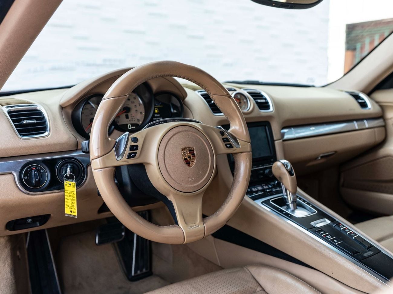 Porsche Cayman S 3.4L (320 HP)