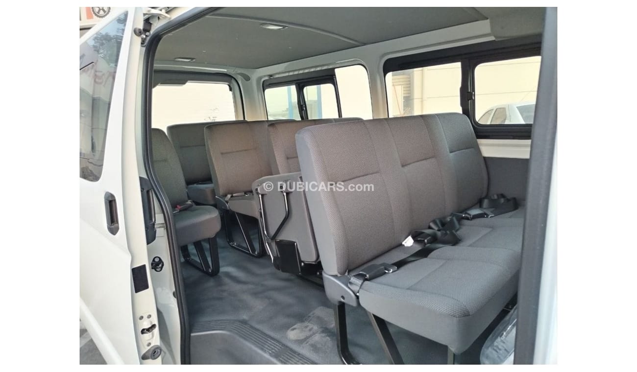 Toyota Hiace TOYOTA HIACE 2.7L MT 2023 WHITE