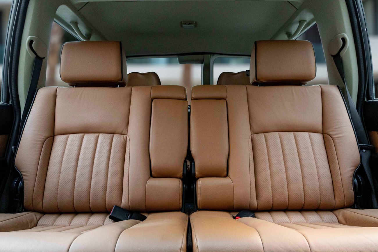 نيسان باترول سفاري Patrol Safari | 2,938 P.M | 0% Downpayment | WARRANTY | PRISTINE | LOW KM!