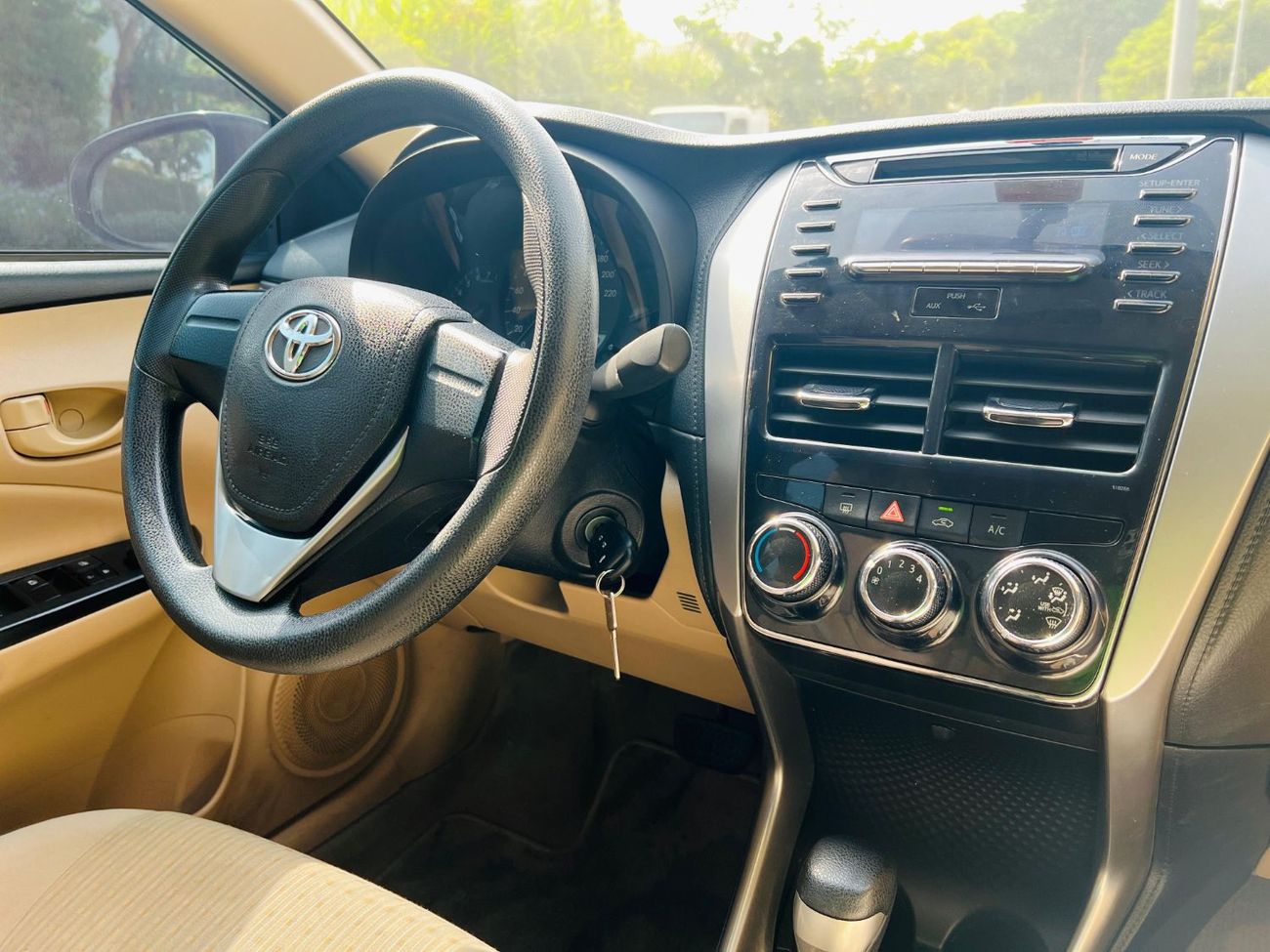 تويوتا يارس 1.5L PETROL AUTOMATIC TRANSMISSION