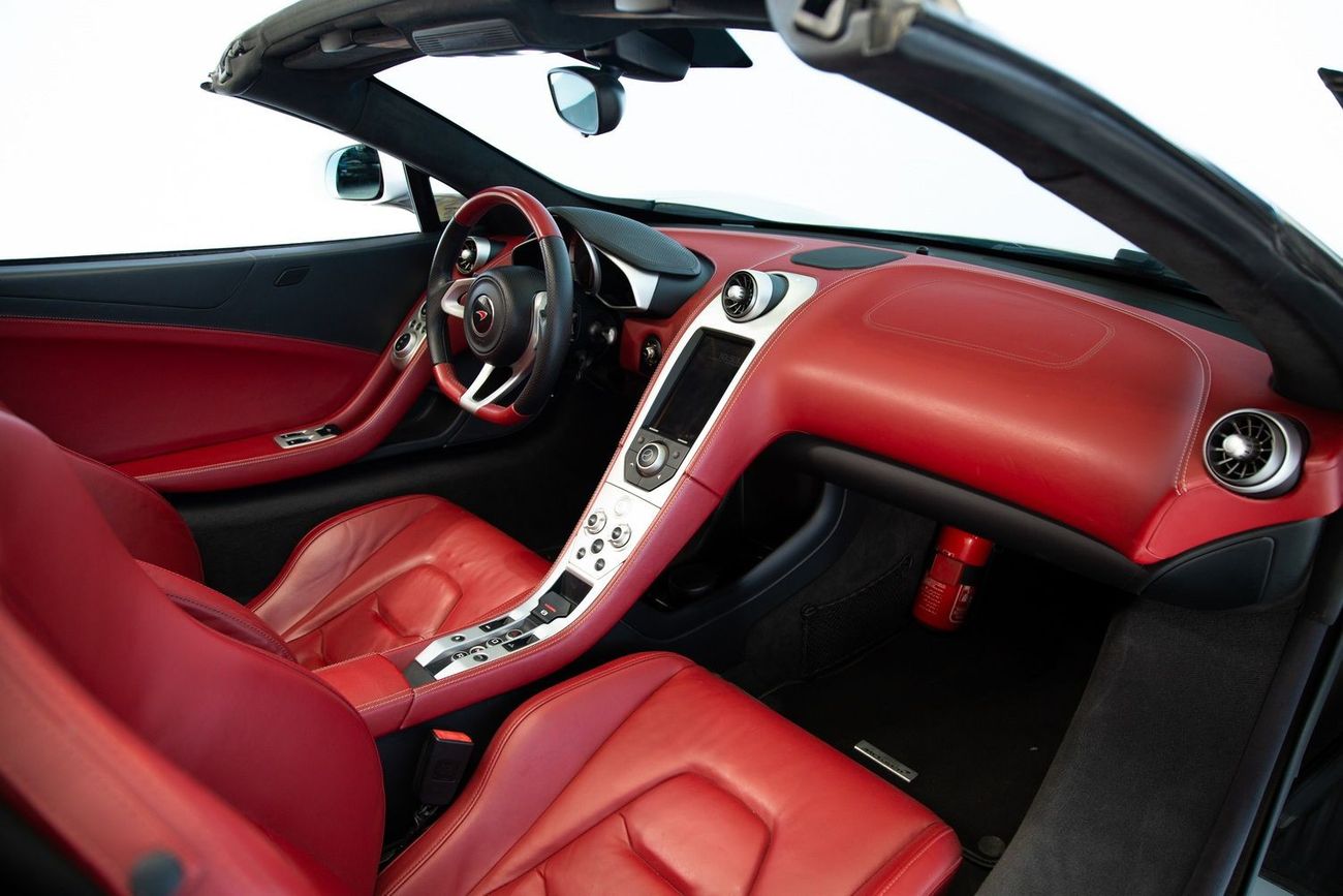 McLaren MP4 12C Spider McLaren MP4-12C Spyder