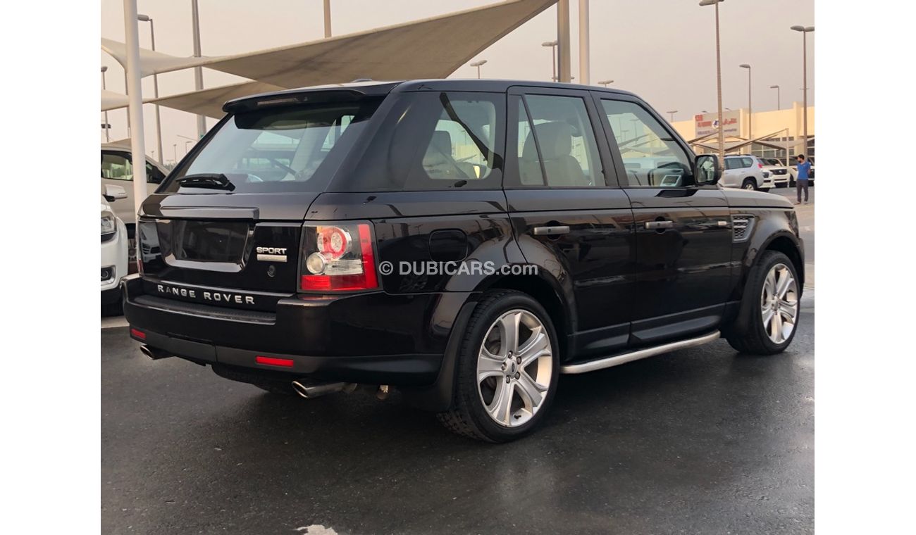 لاند روفر رينج روفر سبورت موديل 2011 خليجي فل مواصفات كراسي جلد ومثبت سرعه وتحكم كهربي كامل ونظام صوت ممتاز وكاميرا خلفيه ومدخ