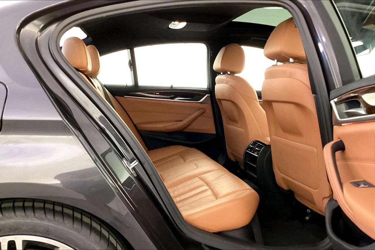 بي أم دبليو 530i M Sport | شامل الضمان | 0 ﺪﻔﻋﺓ ﺃﻮﻟﻯ