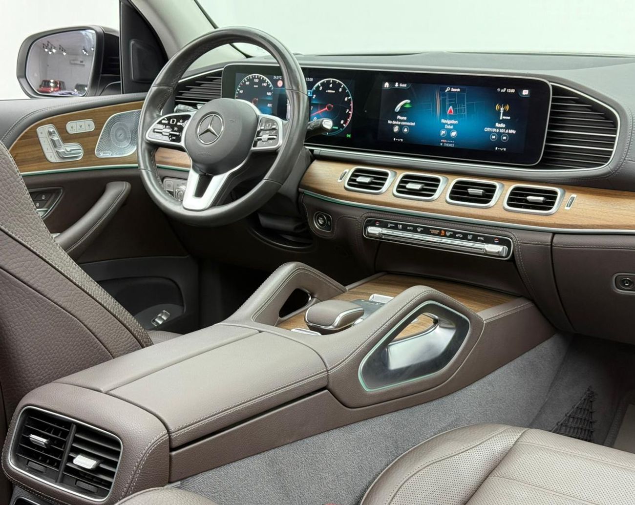 مرسيدس بنز GLE 450 2020 Mercedes Benz GLE450 4MATIC, Warranty, Full Mercedes Service History, Fully Loaded, GCC