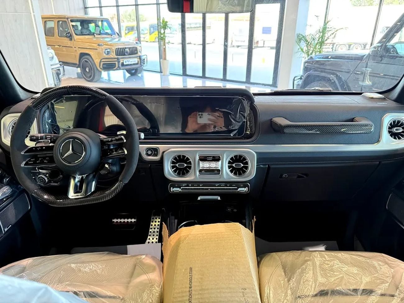 مرسيدس بنز G 63 AMG G63 MODEL | FULL OPTION | CARBON PACKAGE