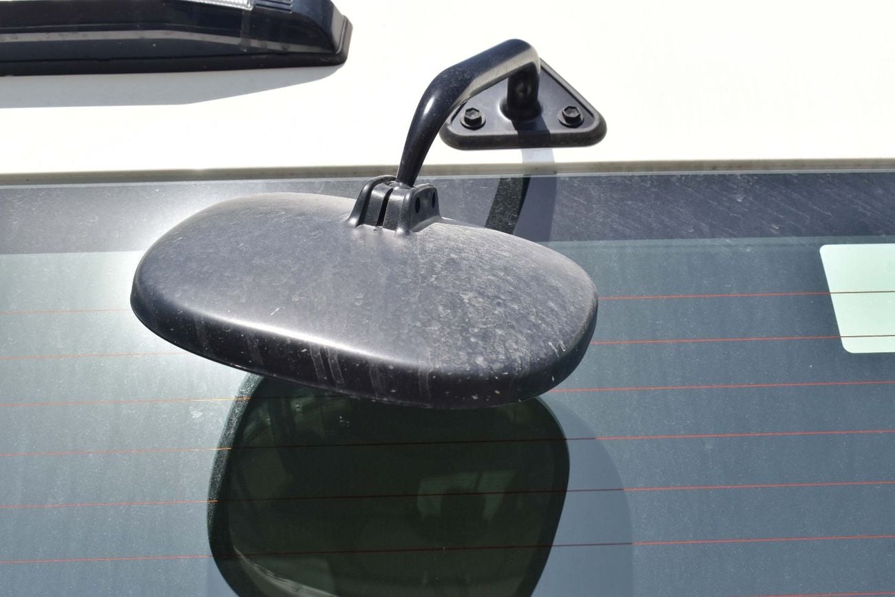 تويوتا كوستر 2.8L TURBO DIESEL A/T (WITH BAGGAGE RACK AND CURTAINS)