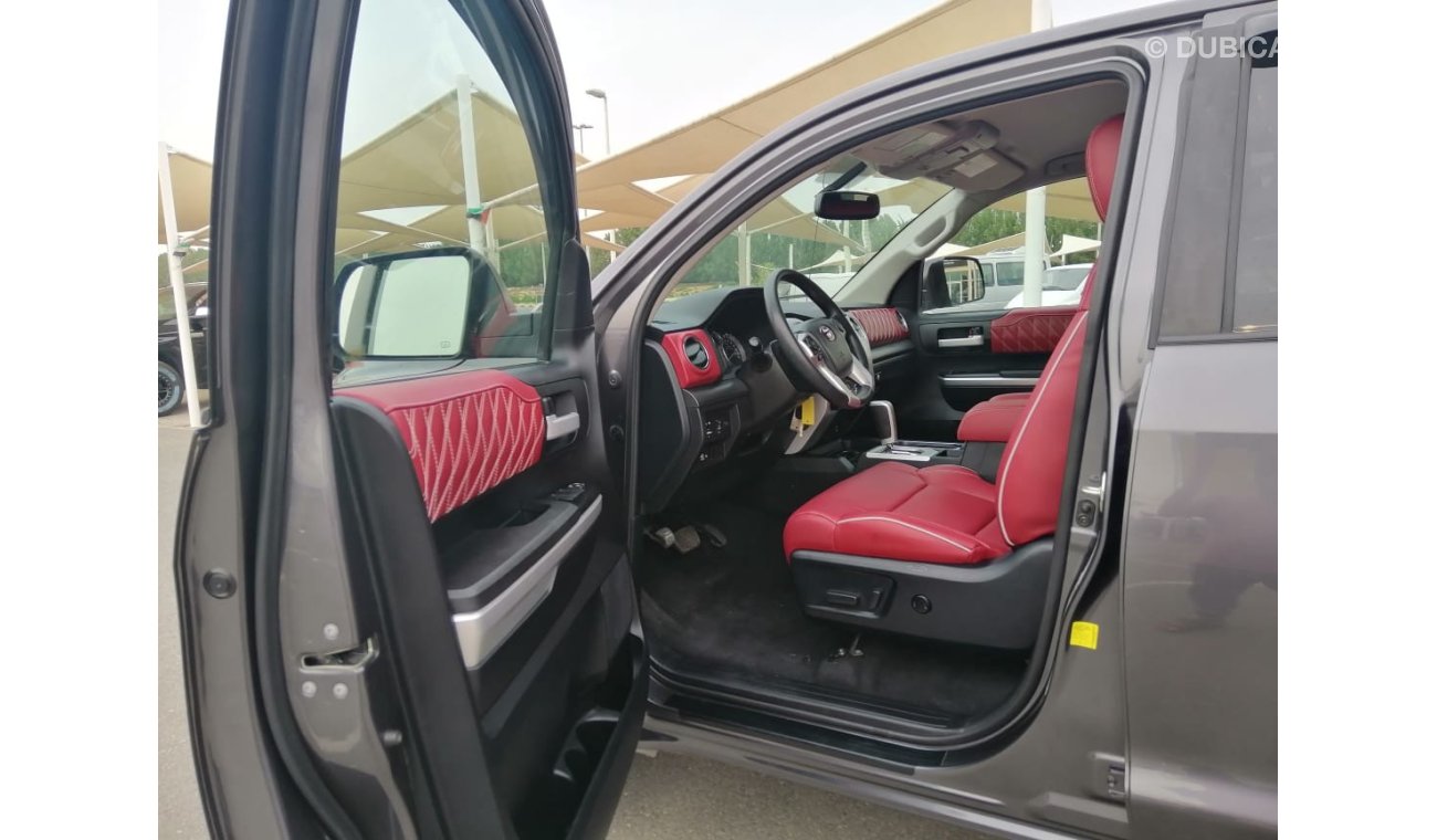 Toyota Tundra DOUBLE CAB 2017