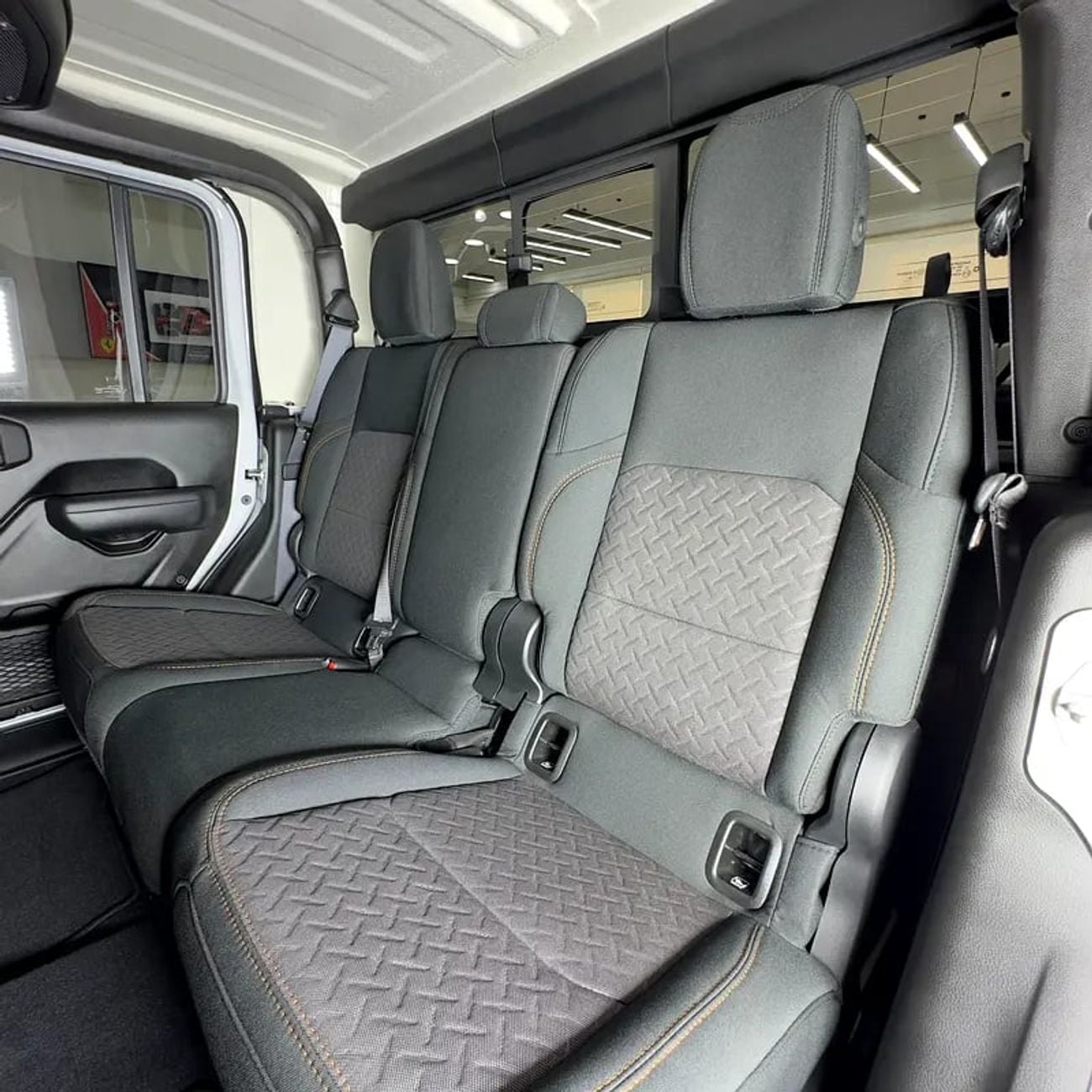 جيب جلادياتور MOJAVE 3.6L V6