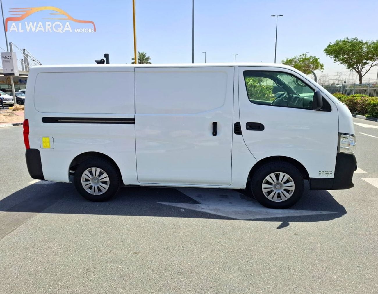 نيسان أورفان Panel Van Std 2.5L A/T (3 Seater) Petrol (4 Door)